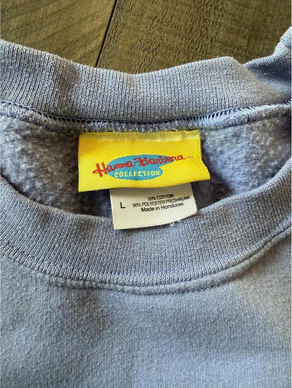 Vintage Yogi Bear Jellystone Park crewneck sweatshirt - Picture 7 of 8